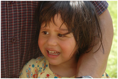 Ein kleines nicaraguanisches Mädchen weint. – Foto (c) <b>Anja Polaszewski</b> - kleine